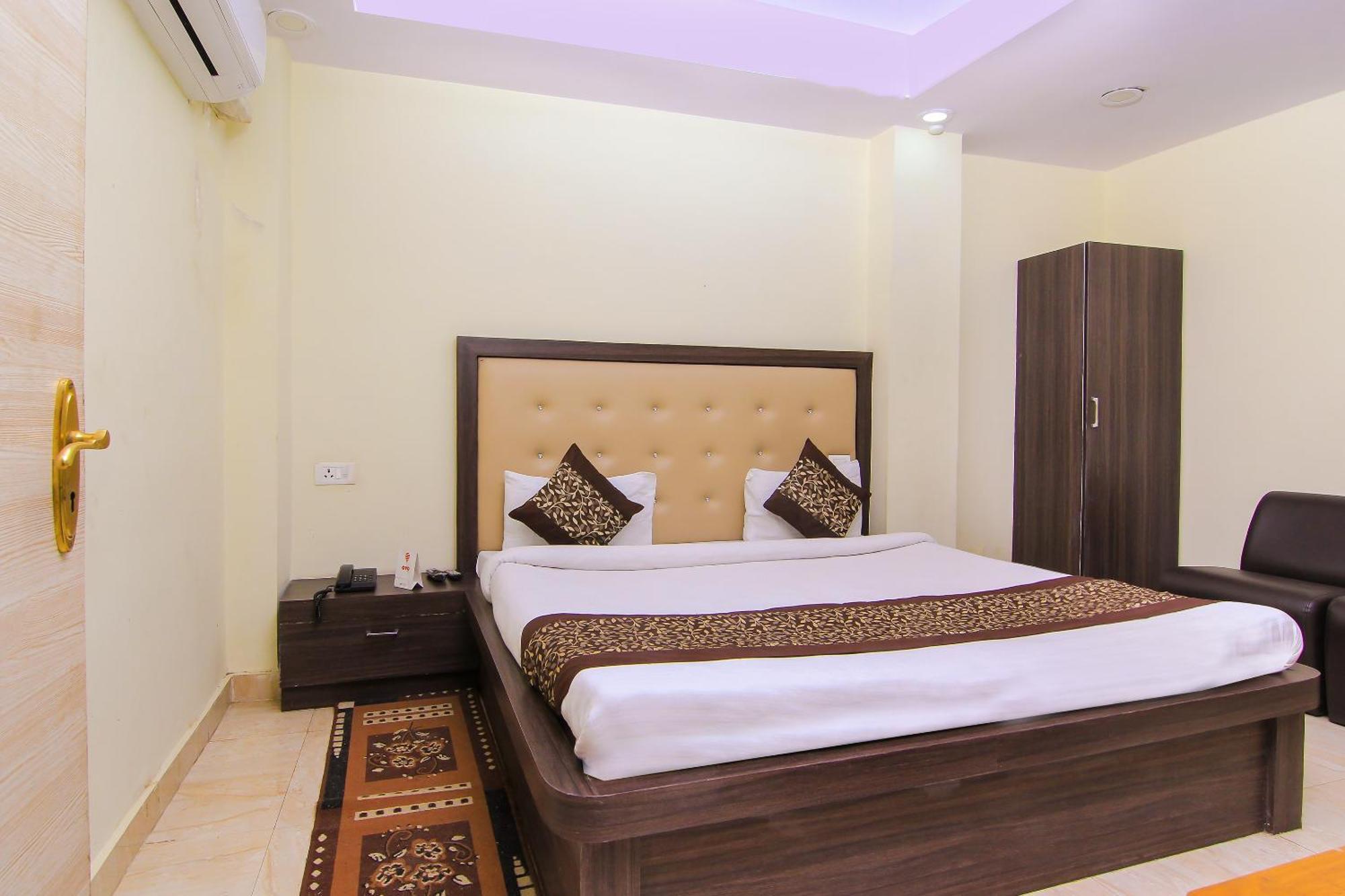 Oyo Flagship Hotel Cz Near Phoenix United Lucknow Exterior photo