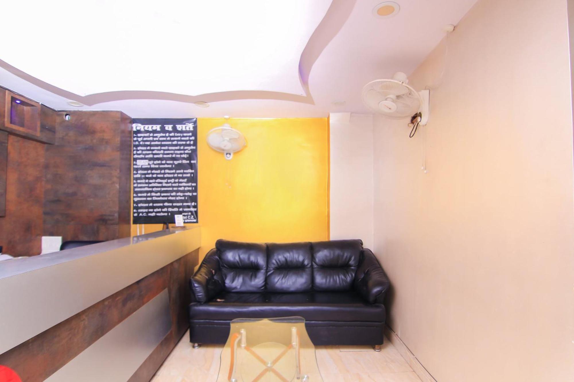 Oyo Flagship Hotel Cz Near Phoenix United Lucknow Exterior photo